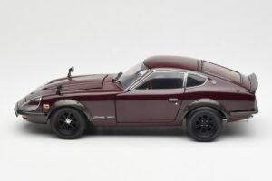 Nissan Fairlady 240ZG Rudas Kyosho 1:18 08217M Metalas - nuotrauka 4 iš 8