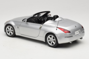 Nissan Fairlady Z Z33 Roadster Diamond Silver AUTOart 1:18 77376 Metalas - nuotrauka 7 iš 8