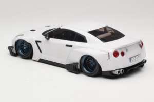 Nissan GT-R R35 Boost Wars 2 Baltas Jp Kraemo 1:18 KRAEMO001 Metalas - nuotrauka 6 iš 7