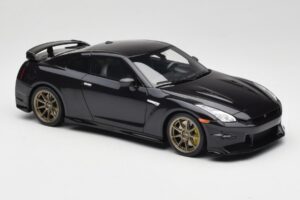 Nissan GT-R R35 Takumi Edition Midnight Purple GT Spirit 1:18 GT932 Derva - nuotrauka 4 iš 6