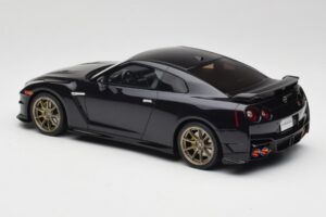 Nissan GT-R R35 Takumi Edition Midnight Purple GT Spirit 1:18 GT932 Derva - nuotrauka 5 iš 6