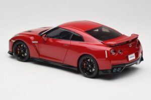 Nissan GT-R R35 Track Edition NISMO Vibrant Red MotorHelix 1:18 M83511 Metalas - nuotrauka 7 iš 8