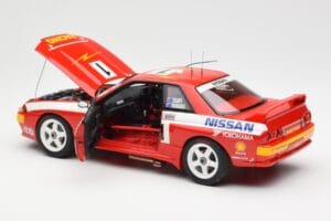 Nissan Skyline GT-R R32 #1 J. Richards / M. Skaife Bathurst 1000 Winner 1992 AUTOart 1:18 89279 Metalas - nuotrauka 5 iš 8