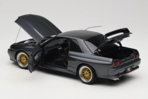 Nissan Skyline GT-R R32 V-Spec II Tuned Gun Grey Metallic AUTOart 1:18 77417 Metalas - nuotrauka 5 iš 8