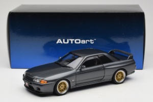Nissan Skyline GT-R R32 V-Spec II Tuned Gun Grey Metallic AUTOart 1:18 77417 Metalas - nuotrauka 8 iš 8