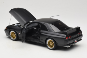 Nissan Skyline GT-R R32 V-Spec II Tuned Version Matt Black AUTOart 1:18 77418 Metalas - nuotrauka 5 iš 8