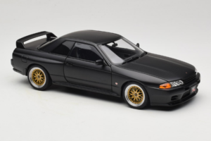 Nissan Skyline GT-R R32 V-Spec II Tuned Version Matt Black AUTOart 1:18 77418 Metalas - nuotrauka 6 iš 8