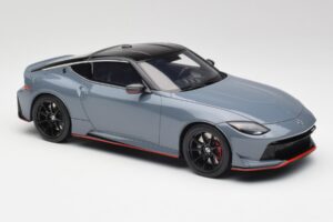 Nissan Z RZ34 NISMO Stealth Pilkas GT Spirit 1:18 GT484 Derva - nuotrauka 4 iš 6