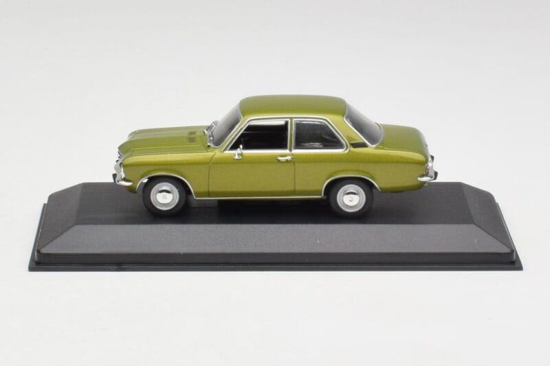 Opel Ascona B 1.6S Terral Žalias Minichamps 1:43 OPEL002 Metalas
