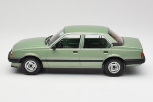 Opel Ascona C Metallic Light Green MCG 1:18 MCG18458 Metalas - nuotrauka 3 iš 6