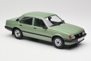 Opel Ascona C Metallic Light Green MCG 1:18 MCG18458 Metalas - nuotrauka 4 iš 6