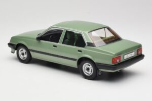Opel Ascona C Metallic Light Green MCG 1:18 MCG18458 Metalas - nuotrauka 5 iš 6