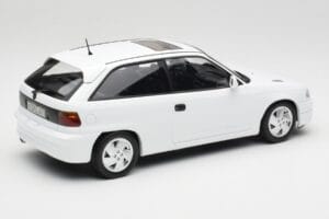 Opel Astra F GSi Blanc Casablanca Norev 1:18 183673 Metalas - nuotrauka 2 iš 6