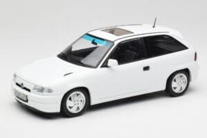 Opel Astra F GSi Blanc Casablanca Norev 1:18 183673 Metalas