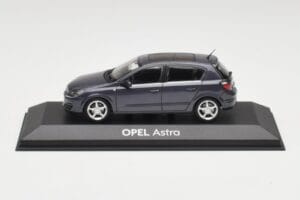 Opel Astra H Tamsiai Mėlynas Minichamps 1:43 B24910027-A1 Metalas