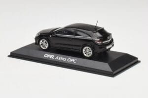 Opel Astra H OPC Juodas Minichamps 1:43 90399890 Metalas - nuotrauka 3 iš 4
