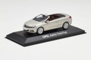 Opel Astra H Twin Top Sidabrinis Minichamps 1:43 403045633 Metalas - nuotrauka 2 iš 4