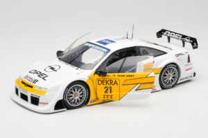 Opel Calibra V6 #21 N. Amorim DTM 1995 UT Models 1:18 180954221 Metalas - nuotrauka 2 iš 8