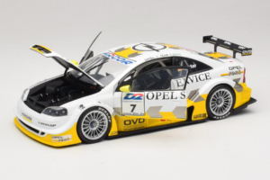 Opel Astra V8 Coupe #7 M. Reuter DTM 2000 Action 1:18 AC8004807 Metalas - nuotrauka 2 iš 8
