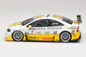 Opel Astra V8 Coupe #7 M. Reuter DTM 2000 Action 1:18 AC8004807 Metalas - nuotrauka 4 iš 8