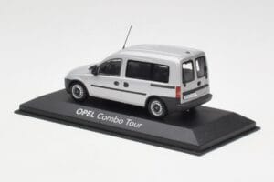 Opel Combo C Sidabras Minichamps 1:43 COMBO001 Metalas - nuotrauka 3 iš 4