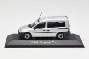 Opel Combo C Sidabras Minichamps 1:43 COMBO001 Metalas