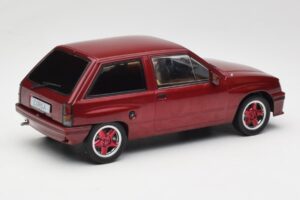 Opel Corsa A Custom Raudonas MCG 1:18 MCG18433 Metalas - nuotrauka 2 iš 6