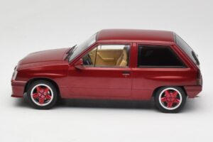 Opel Corsa A Custom Raudonas MCG 1:18 MCG18433 Metalas - nuotrauka 3 iš 6