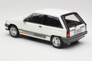 Opel Corsa A Sprint Baltas MCG 1:18 MCG18432 Metalas - nuotrauka 5 iš 6