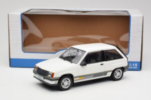 Opel Corsa A Sprint Baltas MCG 1:18 MCG18432 Metalas - nuotrauka 6 iš 6