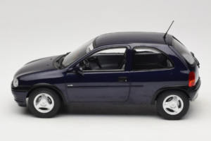 Opel Corsa B Dark Blue Metallic MCG 1:18 MCG18905 Metalas - nuotrauka 3 iš 6