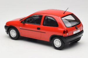Opel Corsa B Raudonas MCG 1:18 MCG18513 Metalas - nuotrauka 5 iš 6