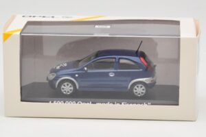 Opel Corsa C 1.5M Made in Eisenach Minichamps 1:43 OPEL003 Metalas - nuotrauka 4 iš 4