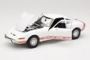 Opel GT Baltas Minichamps 1:18 180049027 Metalas - nuotrauka 2 iš 8