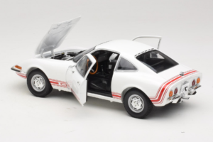 Opel GT Baltas Minichamps 1:18 180049027 Metalas - nuotrauka 5 iš 8