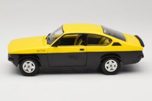 Opel Kadett C GT/E Geltonas & Juodas Minichamps 1:18 180045521 Metalas - nuotrauka 4 iš 8