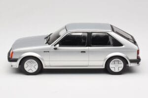 Opel Kadett D GTE Sidabrinis MCG 1:18 MCG18533 Metalas - nuotrauka 3 iš 6