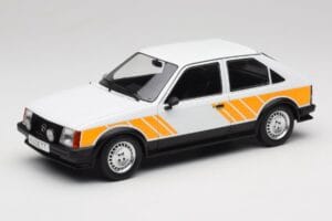 Opel Kadett D SR Baltas su Geltonu Dekoru MCG 1:18 MCG18534 Metalas