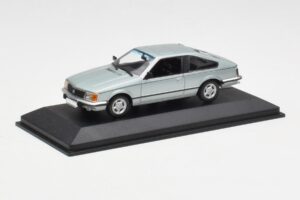 Opel Monza A Sidabrinis Minichamps 1:43 400045122 Metalas - nuotrauka 2 iš 4