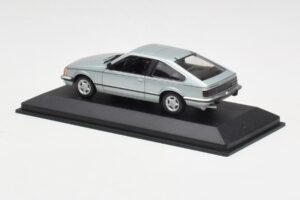 Opel Monza A Sidabrinis Minichamps 1:43 400045122 Metalas - nuotrauka 3 iš 4