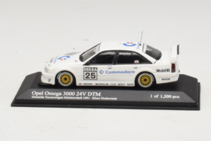 Opel Omega 3000 24V #25 K. Niedzwiedz DTM 1991 Minichamps 1:43 400914425 Metalas