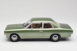 Opel Rekord C Green Metallic Minichamps 1:18 107047000 Derva - nuotrauka 3 iš 6