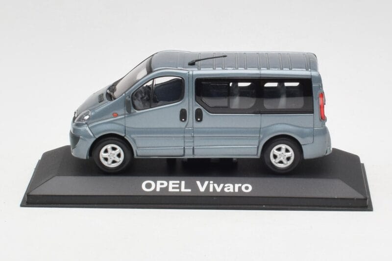 Opel Vivaro A Pilkšvai Mėlynas Minichamps 1:43 VIVARO001 Metalas