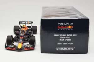Oracle Red Bull Racing RB18 #11 S. Perez Miami GP 2022 Minichamps 1:18 110220511 Metalas - nuotrauka 6 iš 6