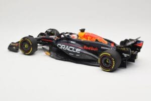 Red Bull Racing RB20 #1 M. Verstappen Winner China GP 2024 Minichamps 1:18 110240501 Metalas - nuotrauka 5 iš 6