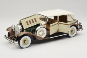 Packard Brewster Baltas Signature Models 1:18 PACKARD001 Metalas - nuotrauka 2 iš 8