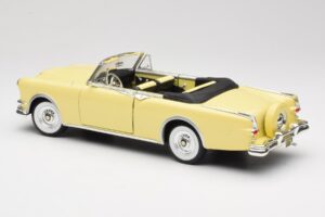 Packard Caribbean Kabrioletas Geltonas Road Signature 1:18 92798 Metalas - nuotrauka 7 iš 8