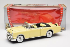 Packard Caribbean Kabrioletas Geltonas Road Signature 1:18 92798 Metalas - nuotrauka 8 iš 8