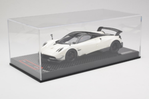 Pagani Huayra BC White Metallic Yy Model 1:18 REMC025 Derva - nuotrauka 6 iš 7