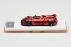 Pagani Huayra Roadster Tricolore Raudonas Henson & Heaven 1:64 PHRTR01 Metalas